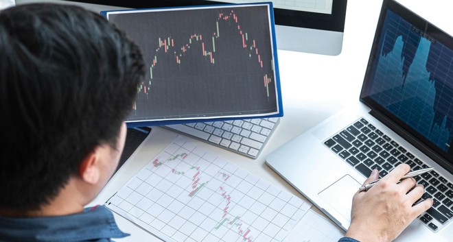 Các bước phát triển của ngành quản lý quỹ tại Việt Nam sẽ phù hợp với xu hướng trên thế giới. Ảnh: Shutterstock.