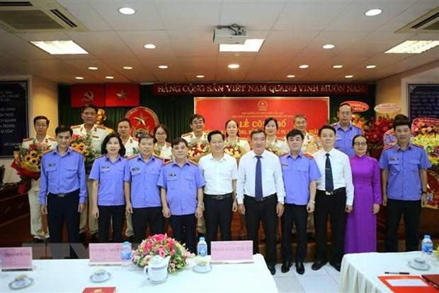 Đại diện lãnh đạo Viện kiểm sát nhân dân tối cao, Ban nội chính Thành ủy Thành phố Hồ Chí Minh, UBND thành phố Thủ Đức tham dự buổi lễ. (Ảnh: Thành Chung/TTXVN).