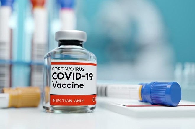 Việc phê duyệt phác đồ tiêm hai liều vaccine của Cơ quan quản lý sản phẩm y tế Quốc gia Trung Quốc được dựa trên kết quả hai tháng thử nghiệm lâm sàng giai đoạn cuối ở bên ngoài. Ảnh: Shutterstock.