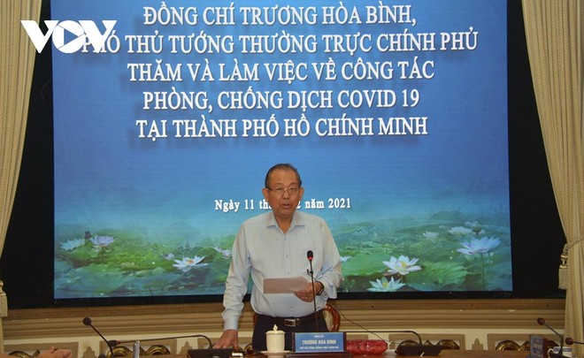 Phó Thủ tướng Trương Hoà Bình đánh giá TPHCM là địa phương luôn đi đầu trong công tác phòng chống dịch Covid-19.