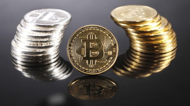 Giá Bitcoin hôm nay ngày 17/3: Bitcoin hồi phục nhẹ trở lại lên trên 55.000 USD, thị trường lấy lại sắc xanh 
