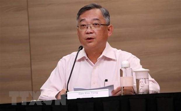 Bộ trưởng Y tế Singapore Gan Kim Yong tại cuộc họp báo ngày 24/3/2021. (Nguồn: MCI/TTXVN).