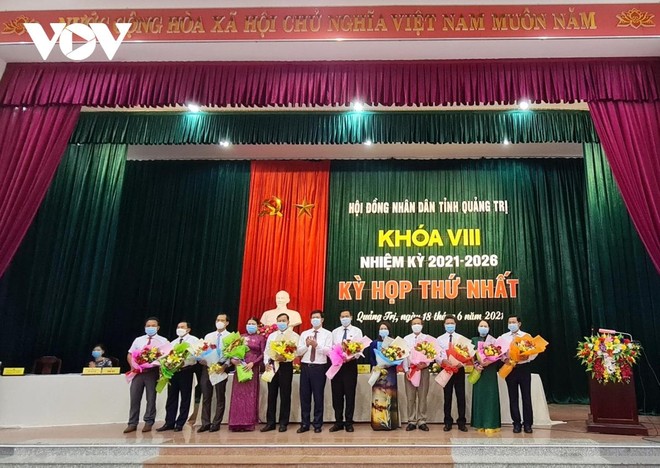 HĐND tỉnh Quảng Trị khóa VIII kiện toàn các chức danh Chủ tịch, Phó Chủ tịch HĐND; Trưởng, phó các Ban thuộc HĐND tỉnh Quảng Trị.