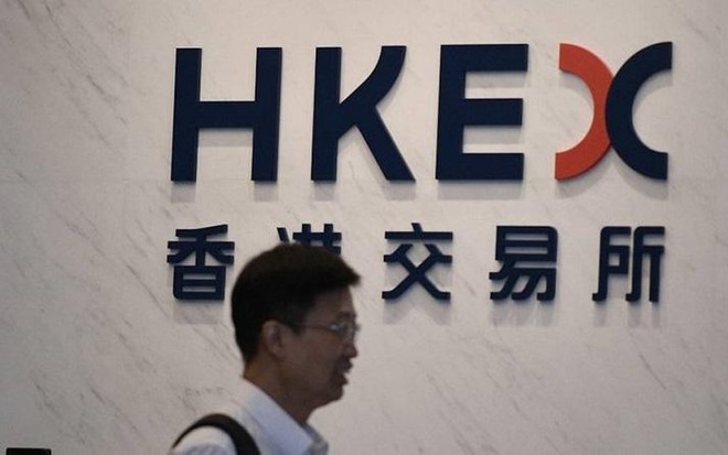 Văn phòng Sở giao dịch chứng khoán Hong Kong tại Quận Trung tâm. (Ảnh tư liệu: AFP).