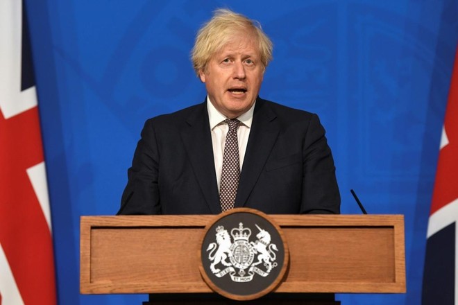 Thủ tướng Anh Boris Johnson quyết định sẽ gỡ bỏ mọi biện pháp phong tỏa vào ngày 19/7. Ảnh: Reuters.