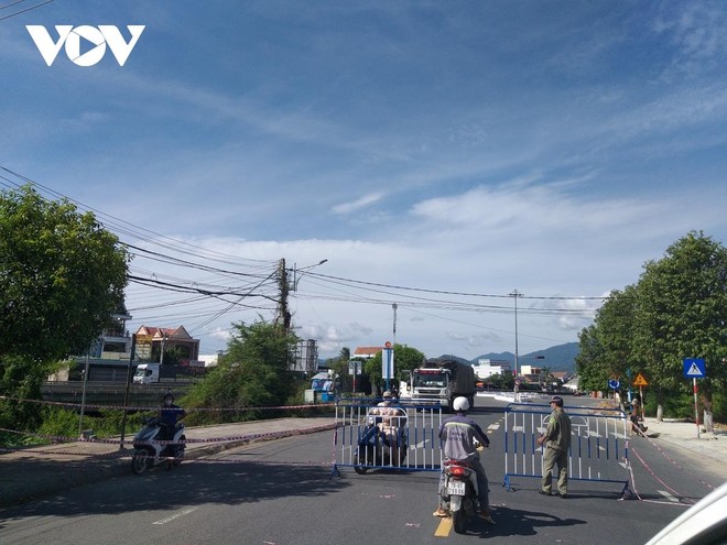 Nhiều khu dân cư ở phường Ninh Hiệp, thị xã Ninh Hòa, tỉnh Khánh Hòa bị phong tỏa.