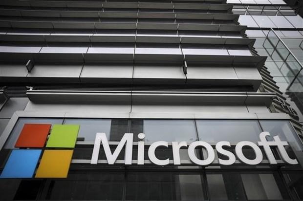 Biểu tượng Microsoft tại Trung tâm công nghệ Microsoft ở New York (Mỹ). (Ảnh: AFP/TTXVN).