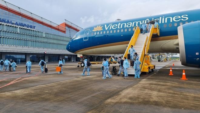 Toàn bộ hành khách là các công dân Việt Nam tại châu Âu đạt đủ điều kiện về nước theo diện có "hộ chiếu vắc xin".