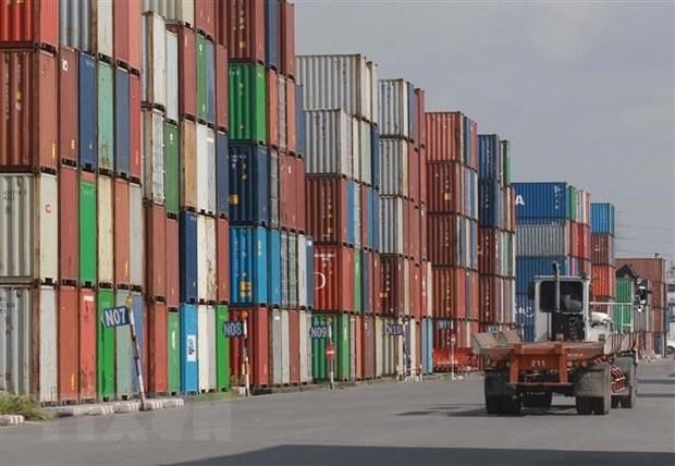 Container hàng hóa tại cảng Cát Lái. (Ảnh: Quang Châu/TTXVN).