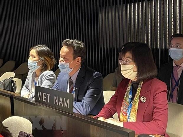 Đoàn Việt Nam tham dự phiên họp toàn thể Đại hội đồng UNESCO lần thứ 41 tại Paris. (Ảnh: Thu Hà/TTXVN).