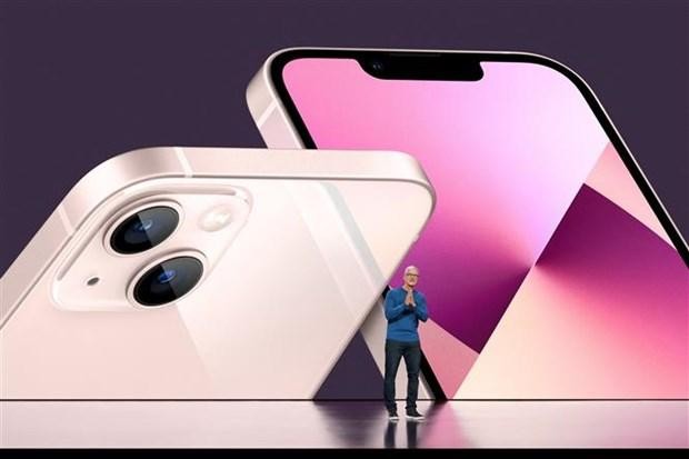 Lễ ra mắt sản phẩm iPhone 13 ở Cupertino, bang California (Mỹ) ngày 14/9/2021. (Ảnh: AFP/TTXVN).