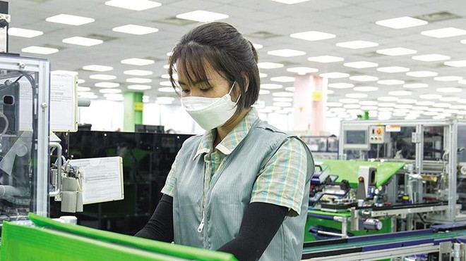 Các hoạt động sản xuất - kinh doanh tại Việt Nam được nhận định sẽ “bình thường hóa” hơn nữa trong năm 2022.
