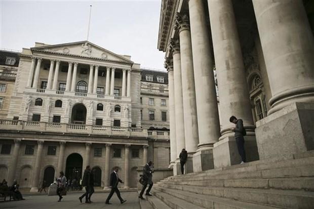 Bên ngoài Ngân hàng Trung ương Anh ở thủ đô London. (Ảnh: AFP/TTXVN).