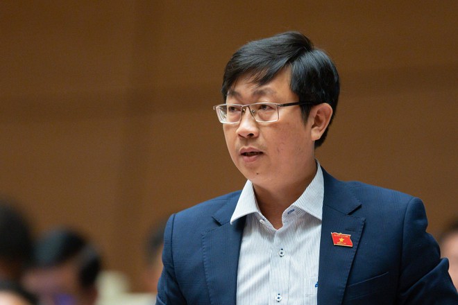 Đại biểu Nguyễn Hữu Thông, Phó trưởng đoàn đại biểu chuyên trách tỉnh Bình Thuận.