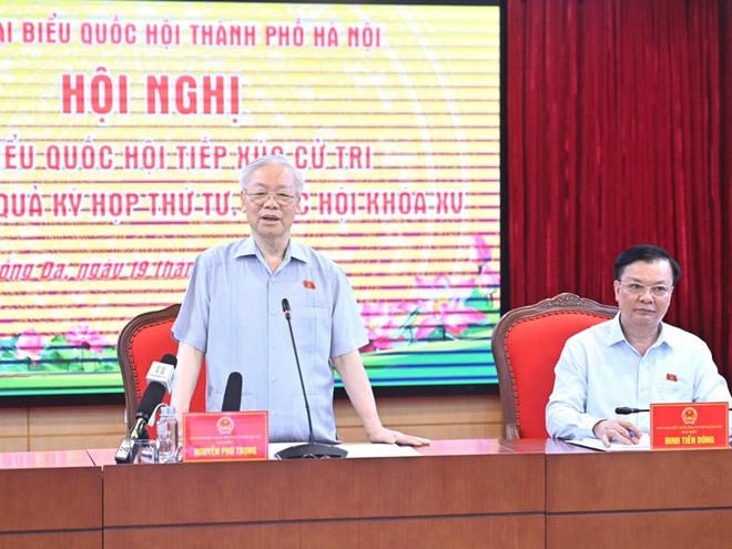 Tổng Bí thư Nguyễn Phú Trọng phát biểu tại cuộc tiếp xúc cử tri ( Ảnh: Anh Sơn).