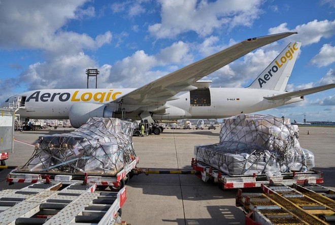 Đội tàu bay Boeing 777F của Lufthansa Cargo trên chặng bay từ Frankfurt đến Việt Nam được vận hành bởi AeroLogic.