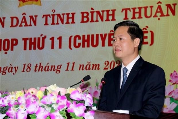 Ông Đoàn Anh Dũng, Chủ tịch UBND tỉnh Bình Thuận, phát biểu nhận nhiệm vụ. (Ảnh: Nguyễn Thanh/TTXVN).