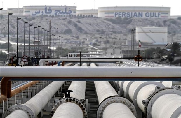 Một cơ sở lọc dầu của Iran trên đảo Khark. (Ảnh: AFP/TTXVN).