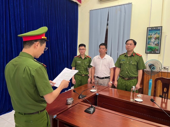 Cơ quan công an tỉnh Sơn La công bố các Quyết định, Lệnh liên quan đối với ông Lê Văn Kỳ.
