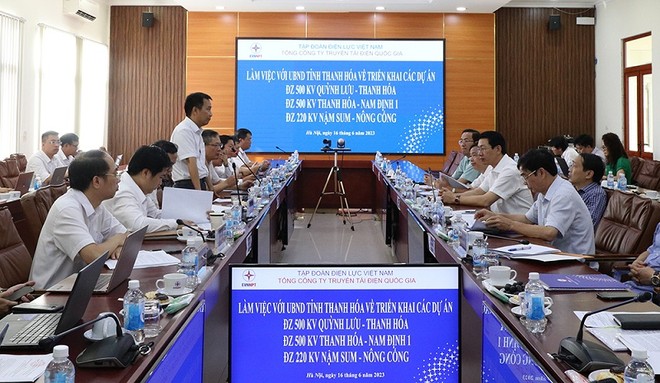 Lãnh đạo EVNNPT làm việc với UBND tỉnh Thanh Hóa bàn giải pháp tháo gỡ vướng mắc Dự án Đường dây 220kV Nậm Sum - Nông Cống.