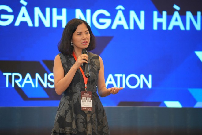 Bà Dương Nguyễn, Chủ tịch Hội đồng Quản trị, EY Consulting VN phát biểu khai mạc phiên chuyên đề.