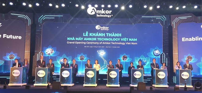 Lễ khánh thành Nhà máy Amkor Technology Việt Nam.