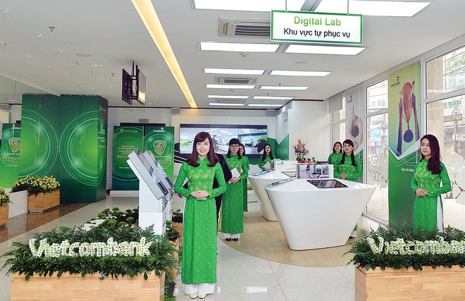 Khách hàng đến với Vietcombank luôn được trải nghiệm những dịch vụ ngân hàng thân thiện, hiện đại