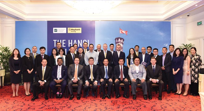 Các nhà đầu tư quốc tế tham dự cuộc đối thoại chính sách với nhà quản lý thị trường chứng khoán Việt Nam