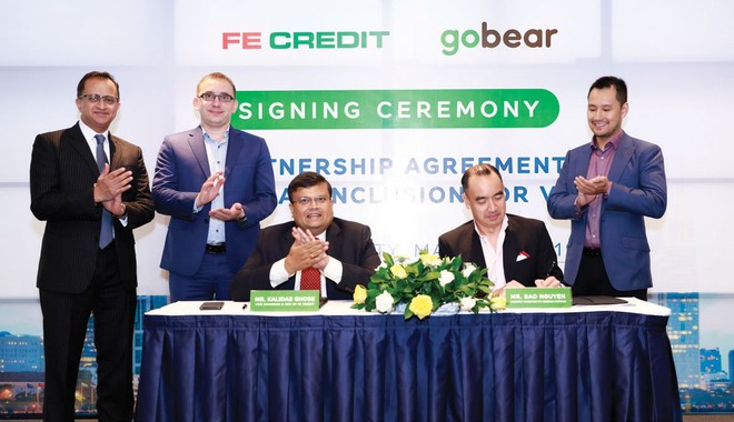 FE CREDIT cùng Gobear thúc đẩy khả năng tiếp cận tín dụng cho người Việt