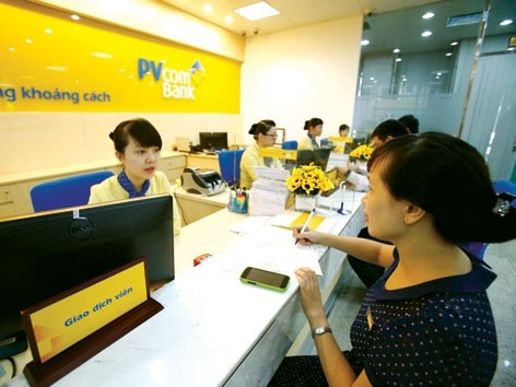 PVcomBank tặng 0,3% lãi suất cho khách hàng