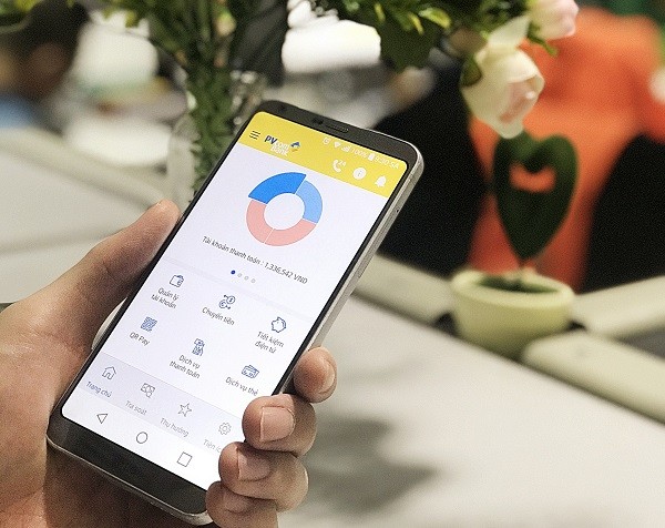 PV-Mobile Banking ngày càng thu hút khách hàng bởi tính ứng dụng cao