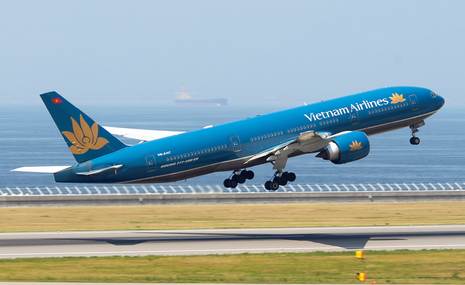 Công ty mẹ - Vietnam Airlines có giá trị khoảng 2,74 tỷ USD