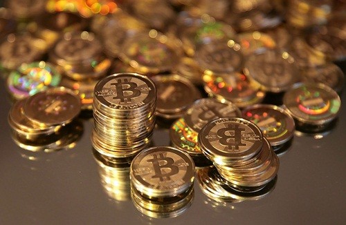 Bitcoin từ lâu đã được giới tội phạm ưa dùng. Ảnh: CNN