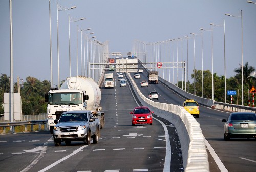  Đoạn đường dài gần 4 km sẽ được làm song song tuyến cao tốc TP HCM - Long Thành - Dầu Giây. Ảnh:H.P