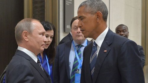 Tổng thống Nga Putin và Tổng thống Mỹ Obama gặp nhau tại G20 hồi tháng 9. Ảnh: AP