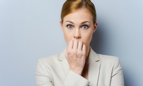 7 thói quen khiến bạn mất chuyên nghiệp nơi làm việc