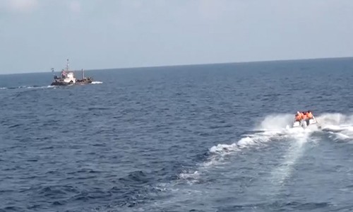 Liên tiếp bắt giữ 600.000 lít dầu buôn lậu trên biển  