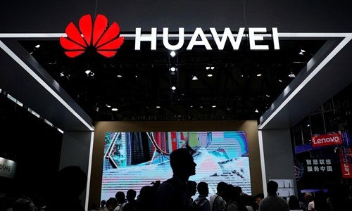 Gian hàng của Huawei tại triển lãm công nghệ CES năm ngoái ở Trung Quốc. Ảnh: Reuters.