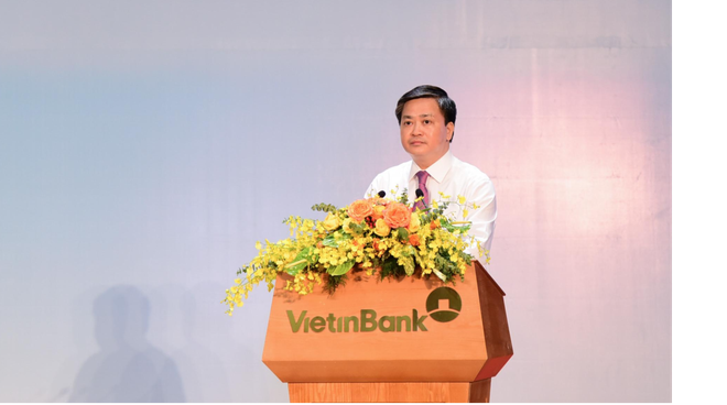 Ông Lê Đức Thọ, Ủy viên Trung ương Đảng, Bí thư Đảng ủy, Chủ tịch HĐQT VietinBank phát biểu tại Hội nghị.