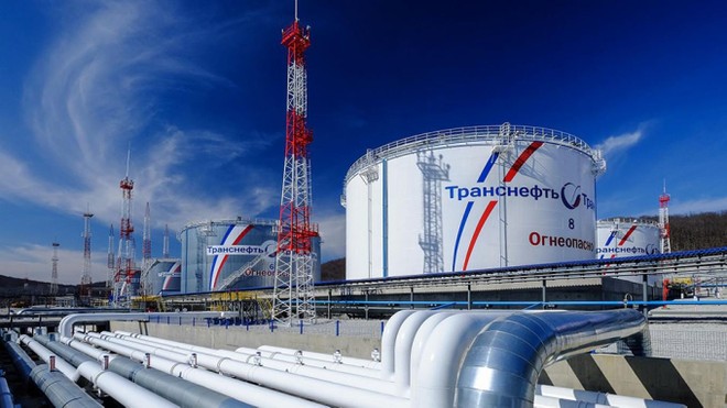 Ukraine ngừng trung chuyển dầu Nga tới 3 nước châu Âu