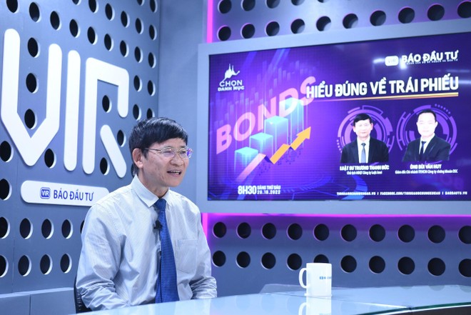 Luật sư Trương Thanh Đức, Giám đốc Công ty Luật ANVI chia sẻ tại Talkshow. Ảnh: Dũng Minh