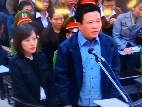 Bị cáo Hà Văn Thắm tại phiên tòa sơ thẩm lần 1 vào tháng 5/2017.
