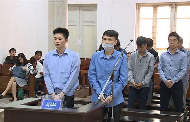 Các bị cáo tại phiên tòa sơ thẩm.