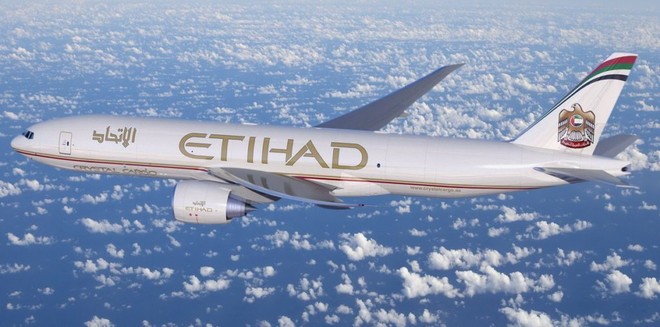 Tới lượt hãng hàng không lớn của Dubai thu hẹp quy mô