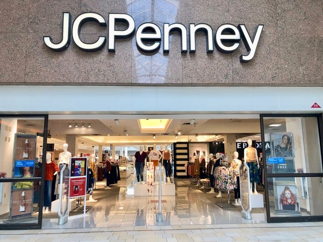 Việc J.C. Penney rơi vào cảnh phá sản là lời cảnh tỉnh cho các nhà bán lẻ chạy theo chiến lược tăng trưởng về số lượng cửa hàng