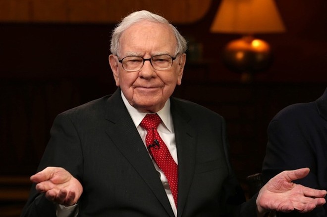 Sở hữu khối tiền mặt khổng lồ, Warren Buffett vẫn nhận được hỗ trợ từ Fed