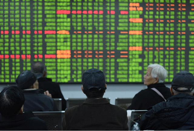 Vốn hóa thị trường chứng khoán Trung Quốc lần đầu đạt mức 10 nghìn tỷ USD kể từ năm 2015
