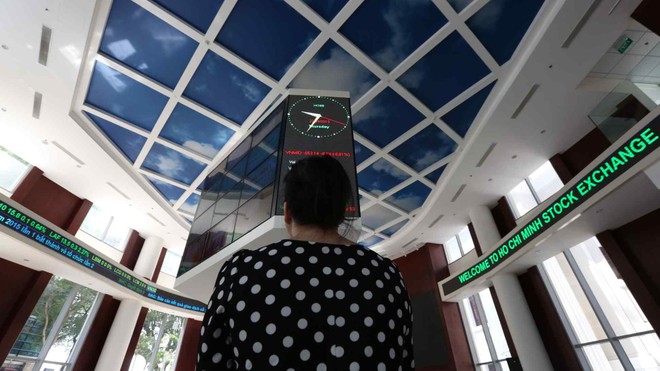 Nikkei Asia nêu 3 lý do khiến nhà đầu tư F0 đổ vào thị trường chứng khoán Việt Nam