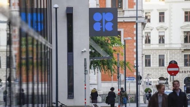 OPEC+ không đạt được thoả thuận tăng sản lượng và cuộc họp sẽ tiếp tục diễn ra trong tuần tới