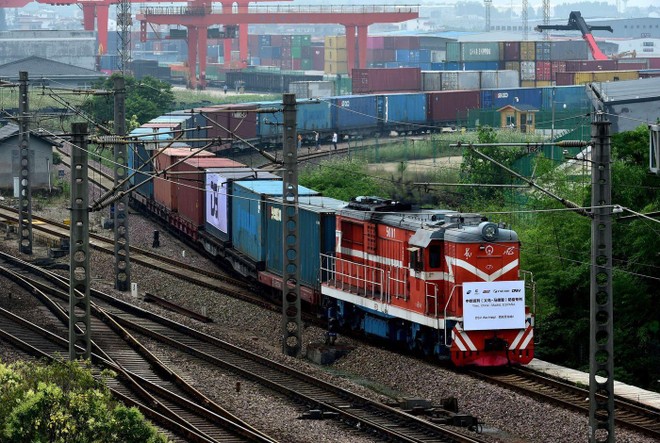Các tuyến đường sắt Trung Quốc - Châu Âu đi qua Nga trở thành vấn đề mới nhất của chuỗi cung ứng